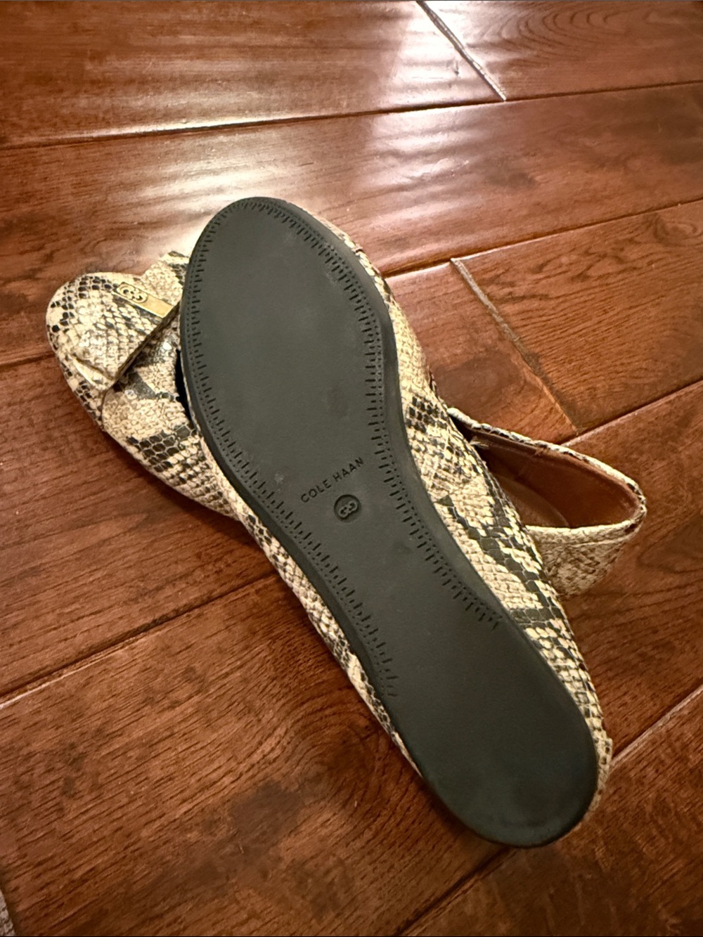 Cole Haan snake print women’s shoe size 6 - Picture 4 of 5